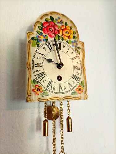 Mini schwarzwald wanduhr mit - mini-schwarzwald-wanduhr,